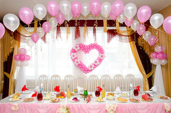 Party Venue Balloon Decoration