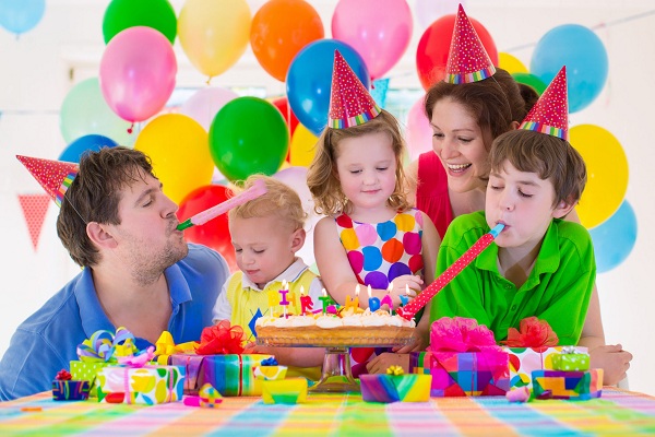 6 Super Easy Balloon Decoration Ideas For Birthday Parties