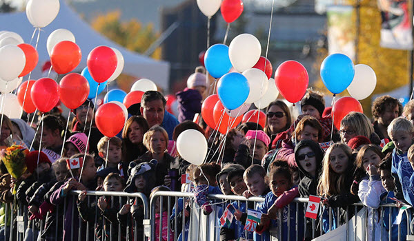 Street Party Balloon Decoration