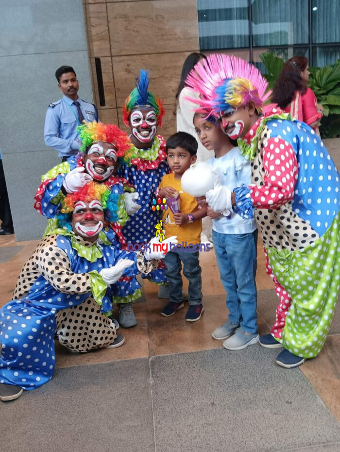 Dwarf Clown / Mini Joker (1 person) - Image 3