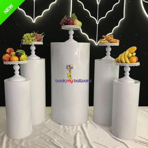 Cylindrical Dessert Tables